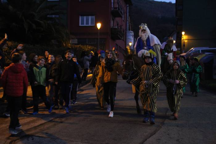 ERREGE MAGOEN DESFILEA IRURAN 2017 4 1483642395715