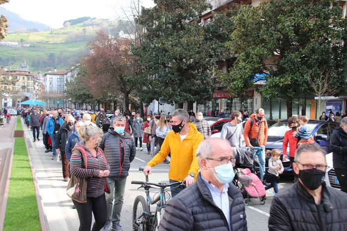 "Bada garaia tortura, gerra  14 1614447039467