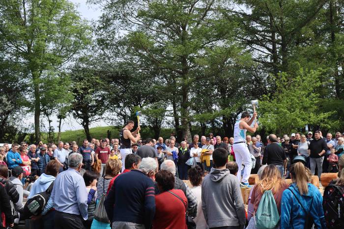 Larre irekierarik ez, baina  1 1651405469614