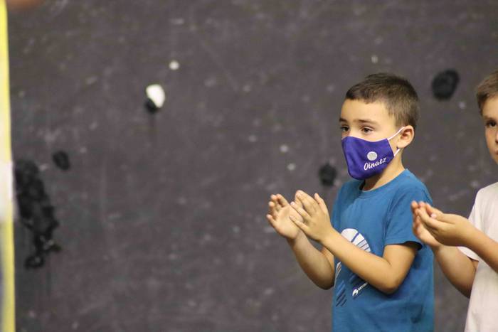 Txapelak jantzi dituzte Amez 6 1632682639708