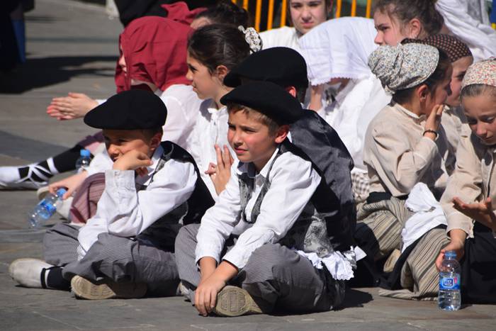 Dantzari txikiak, goizeko pr 74 1491666839323