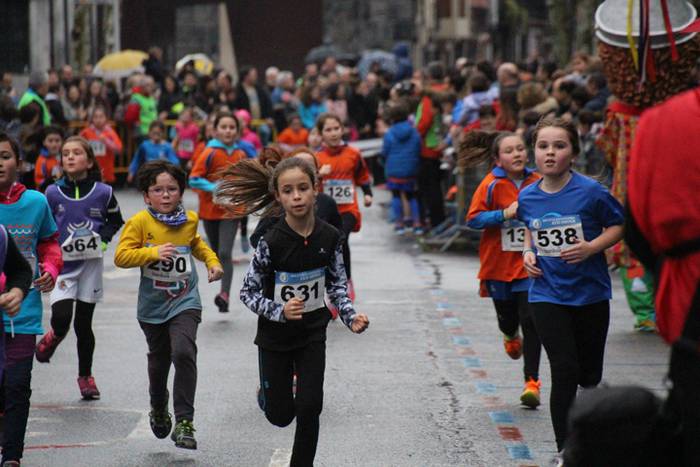 700 haur inguru XXXI. Ero Et 163 1516542842245