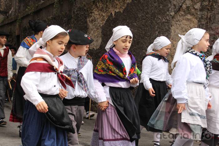 Dantzari Txiki eguna Tolosan 2016 37 1458400071790