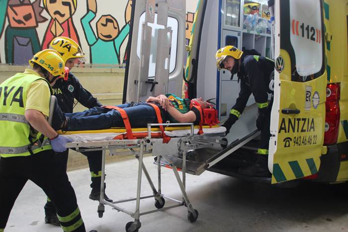 Erreskate lanetan aritu dira 45 1501937739956