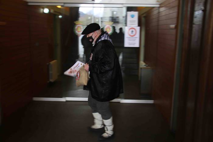 Gutuna eta ikatza Tolosako U 7 1608816473307