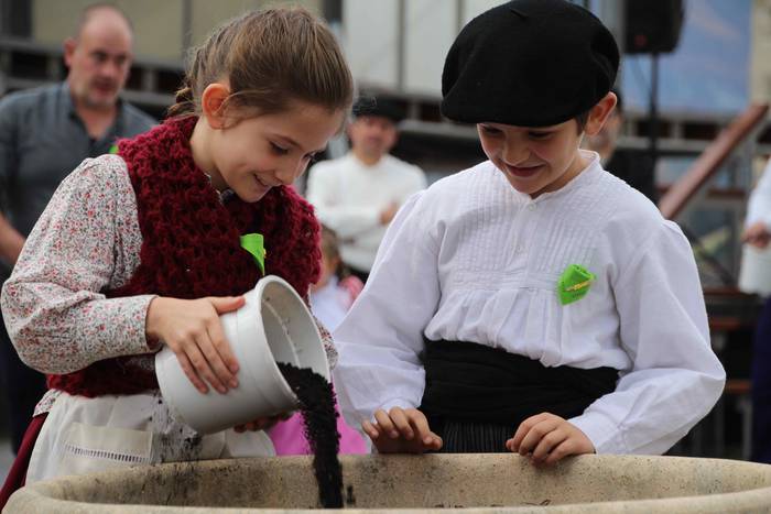 Auzolanaren fruitu, azoka 14 1541960670780