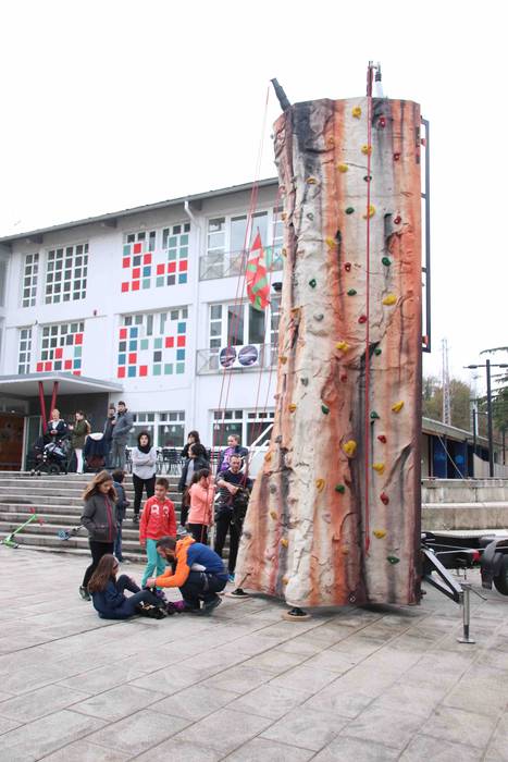 Gau Krosaren aurretik umeak protagonista 37 1544893318007