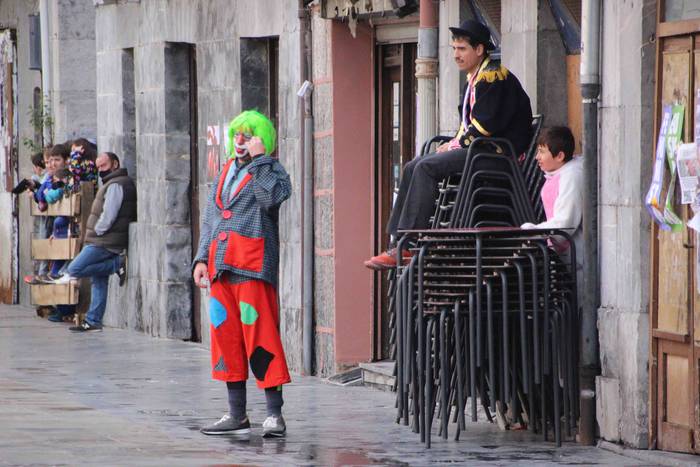 Soka zintzilik eta muturrak  16 1646140692784