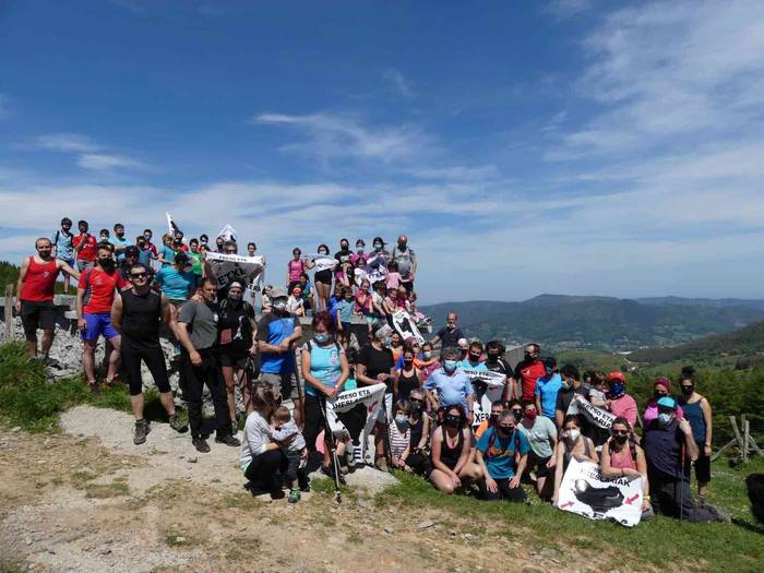 Ibarra, Belabieta, 76 lagun