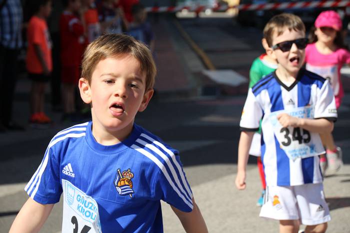 Haur, gazte eta heldu krosea 21 1491741918096