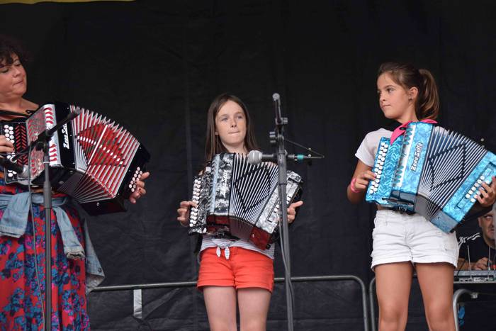 Zizurkil goiko festak trikit 40 1534358552442