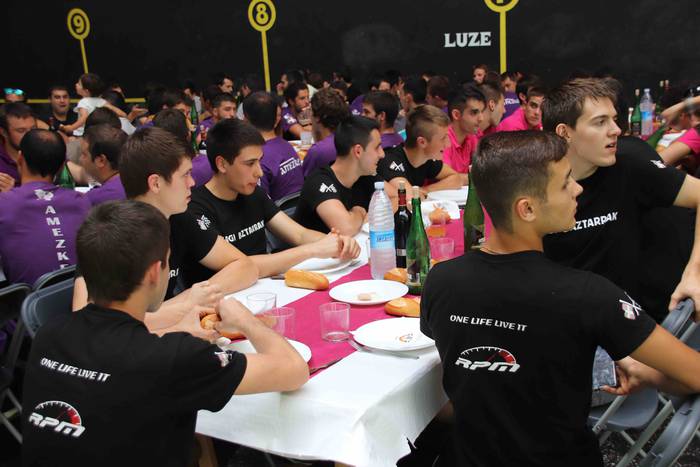 Bazkaldu ere frontoian egite 27 1566484667510