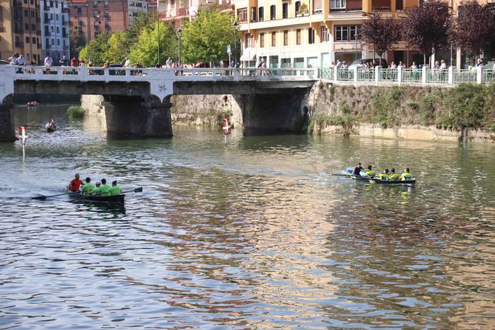 Arraunean, elkartasunez 33 1568470864218