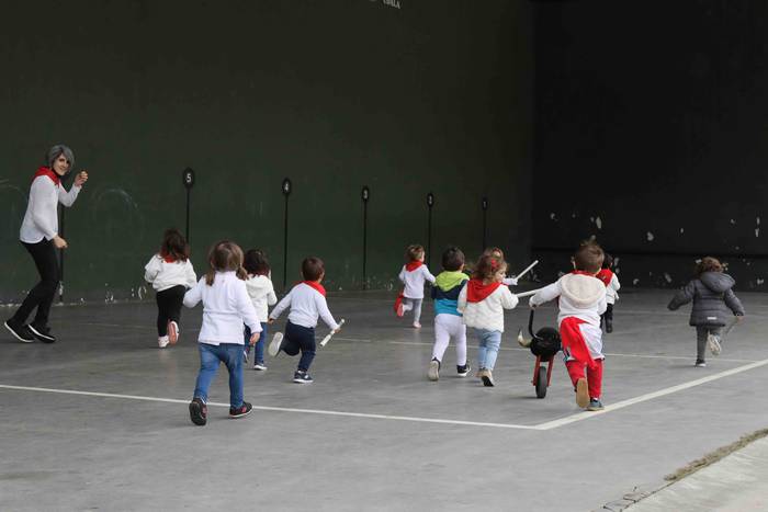 Inauteriak 22, eskolak 34 1645963562785