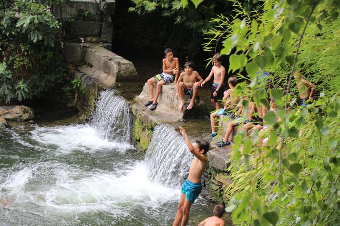 Plazan dardaraka, aparrareki 44 1503679378943