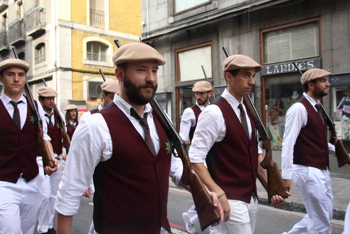 Lizarrez apaindutako kaleeta 223 1498481097663