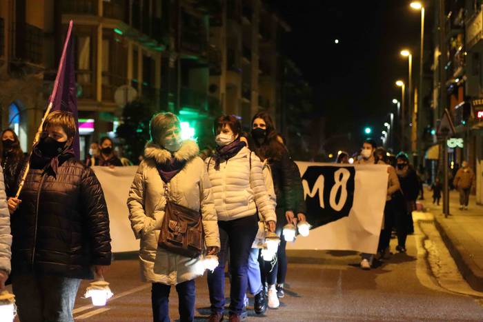 Emakumeek eskualdeko kaleak  71 1615233097817