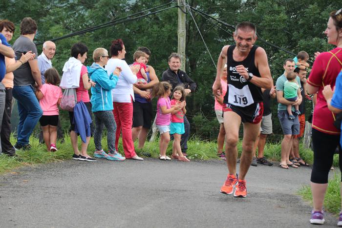 Santamañara igoera, festen a 22 1499606841895