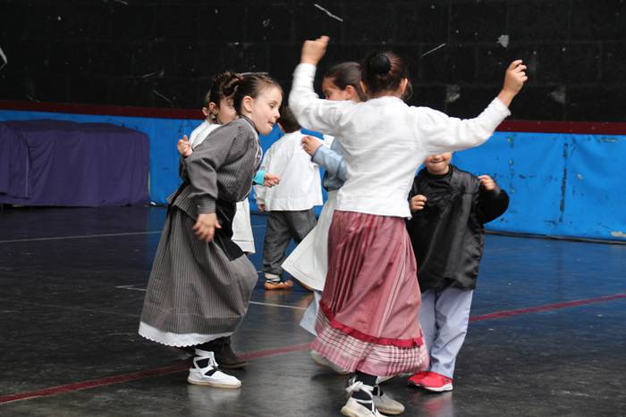 Eguna dantzan 13 1491147632230