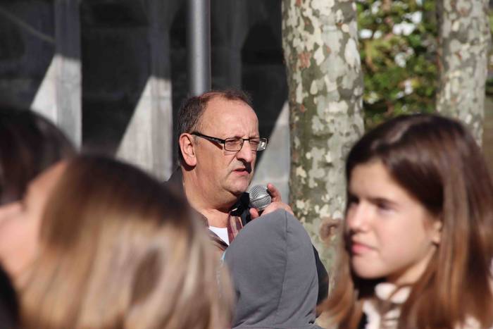 'Gora emakume anitzak eta go 50 1542976393316