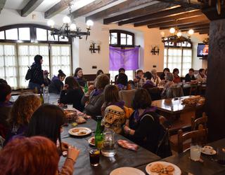 Askotariko jarduerak Martxoaren 8a iragartzeko