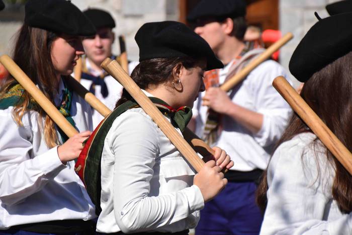 Atzokoari jarraipena eman di 24 1582463672899