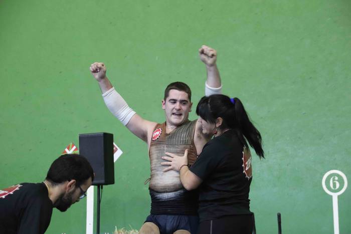 200 kiloko harri errektangul 35 1577023262351