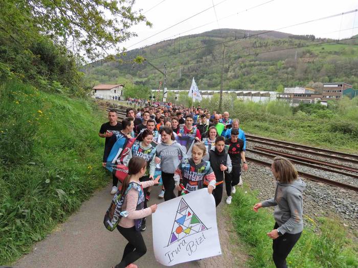 korrika, furgonetatik, Anoet 16 1649421134655