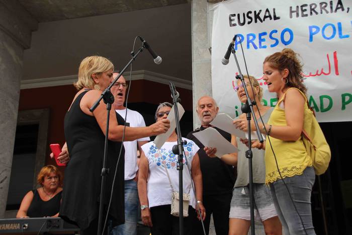 Beste behin, azkena nahi luk 10 1566128651300