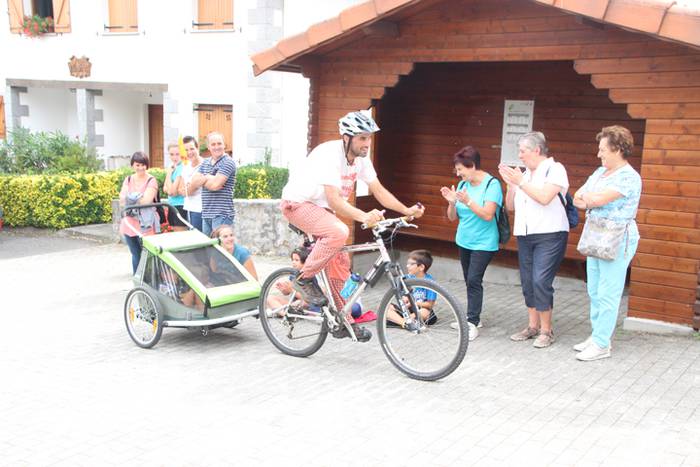 Maldan gora plazara heldu ar 14 1502801309879