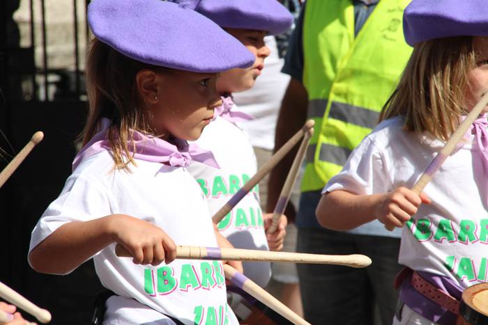 Danborra eta piparra, festar 30 1503577754042