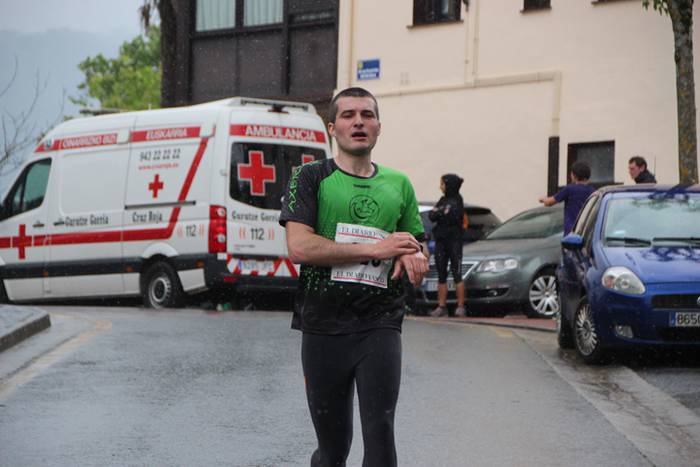 Aitziber Ibarbia eta Julen L 59 1493554058785