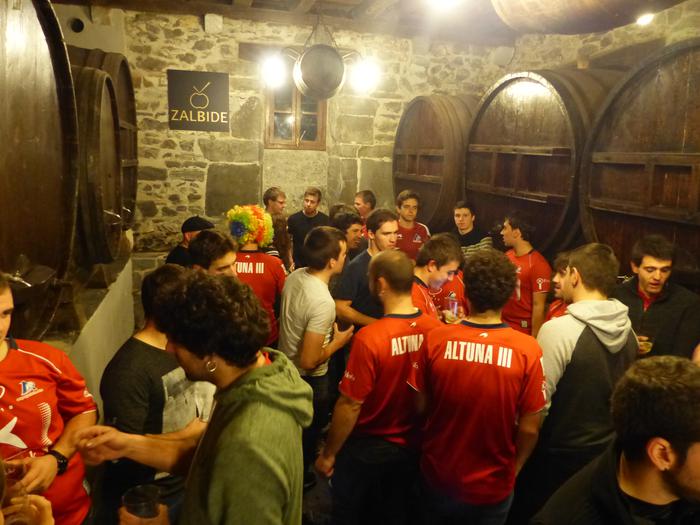 Altuna III.a, Amezketara bue 12 1574070010476