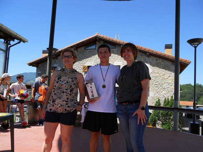 Adunako Ama Birjin jaiak 2016 27 1470666398784