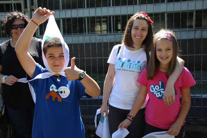 "Gu bezala, beste 100.000 za 61 1528637170779