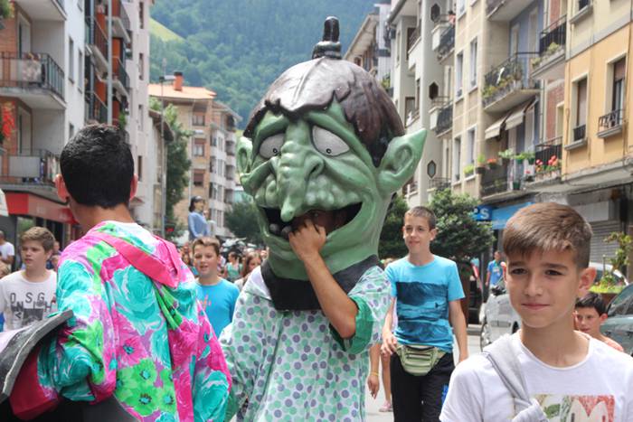 Santioen hirugarren eguna, g 43 1501079263829