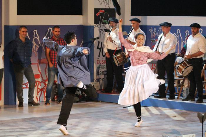 Euskal Herriko 40. dantza txapelketa  70 1476696663493