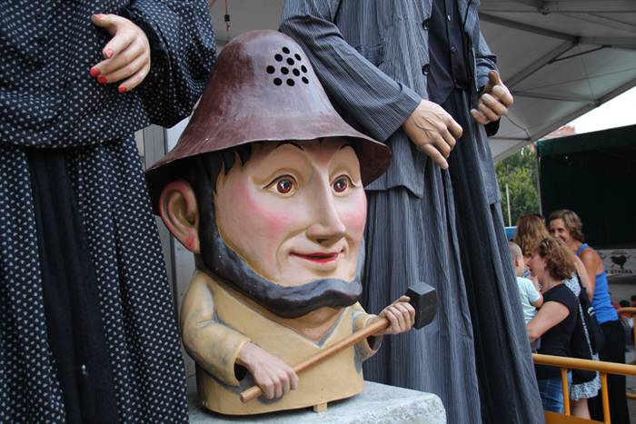 Elbarrenako festen hasiera 2 1473275614979