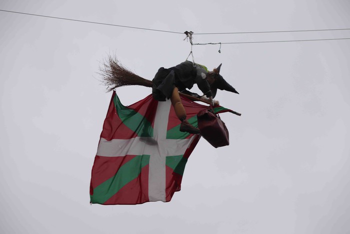 Amasarrak gaztetzen dituen eguna - 39