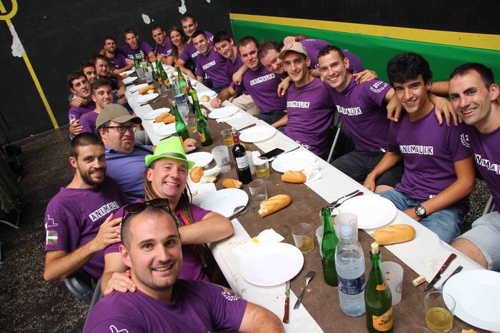 Amezketako festetako Kuadril 2 1661534976073