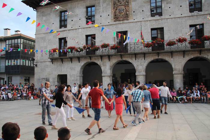 berastegi jaiak soka dantza 81 1533938699084