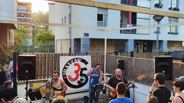 «Espazio ireki moduan planteatzen dugu Iratzar»