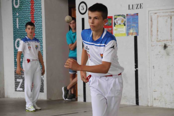 Txikiek pilotari handiak dir 3 1565875070103