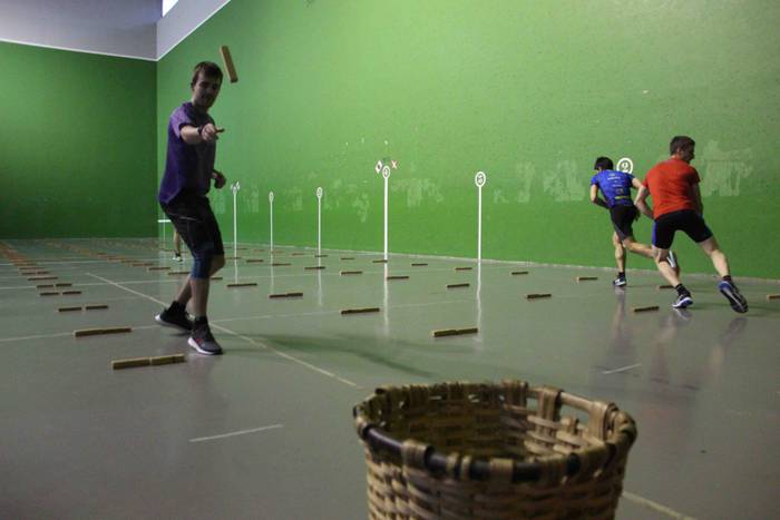 Lokotx biltzen txapelduna, J 8 1612638131679