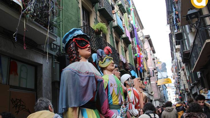 Erraldoi eta buruhandien egun handia inauterietan