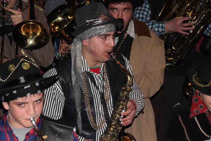 Hartzaren beldur, baina inau 32 1550950105732