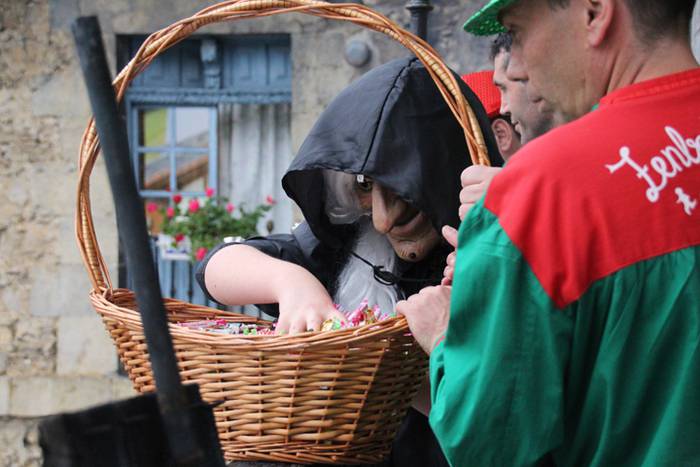 Hasi dira Asteasuko festak 2016 19 1467140332499