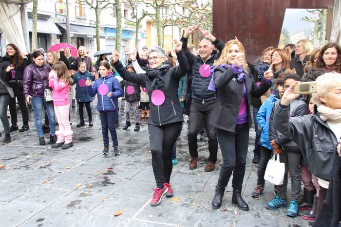 Azaroak 25 24 1574516257007