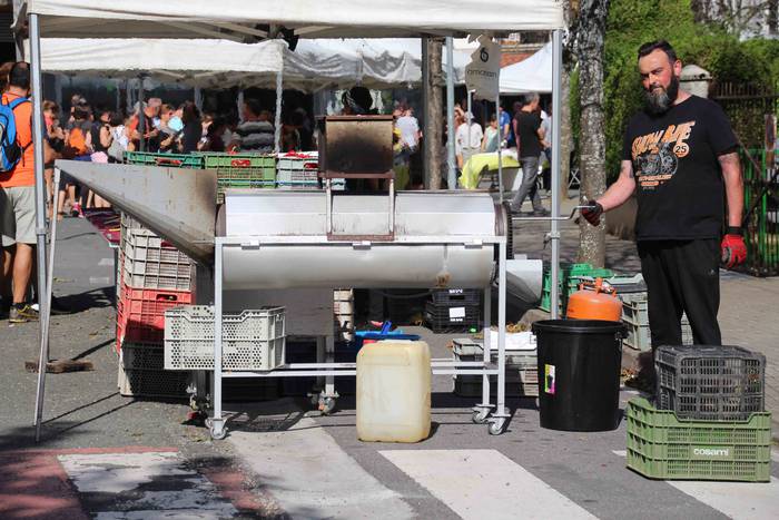 Zizurkil herrigunea Azoka Be 3 1570974673561