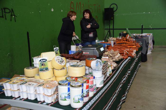 Azoka omenaldi eta guzti 1 1478445754048